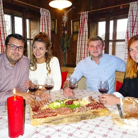 بيت للعطل In Near Mountain Lakes