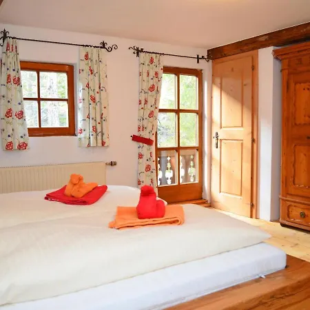 Holiday home Mesnerhaus Fuchsn, Im Lungau